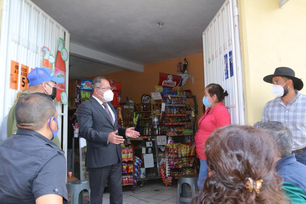 José Luis Téllez en la localidad de San Nicolás Cuchipitio arrancó los trabajos de construcción del Muro de Contención