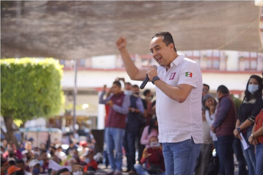 Recolección de firmas para revocación de mandato avanza