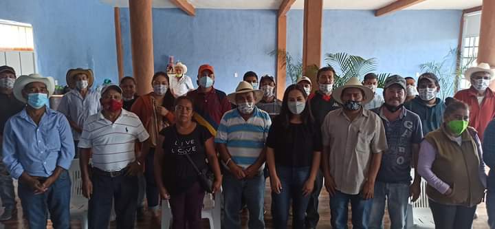 Gloria Tapia se compromete a gestionar para mayores obras en Zitácuaro.