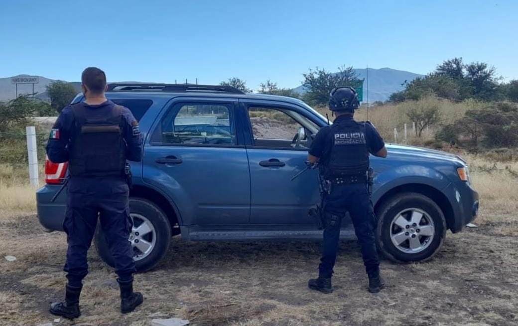 SSP asegura un vehículo aparentemente utilizado en la comisión de hechos ilícitos.