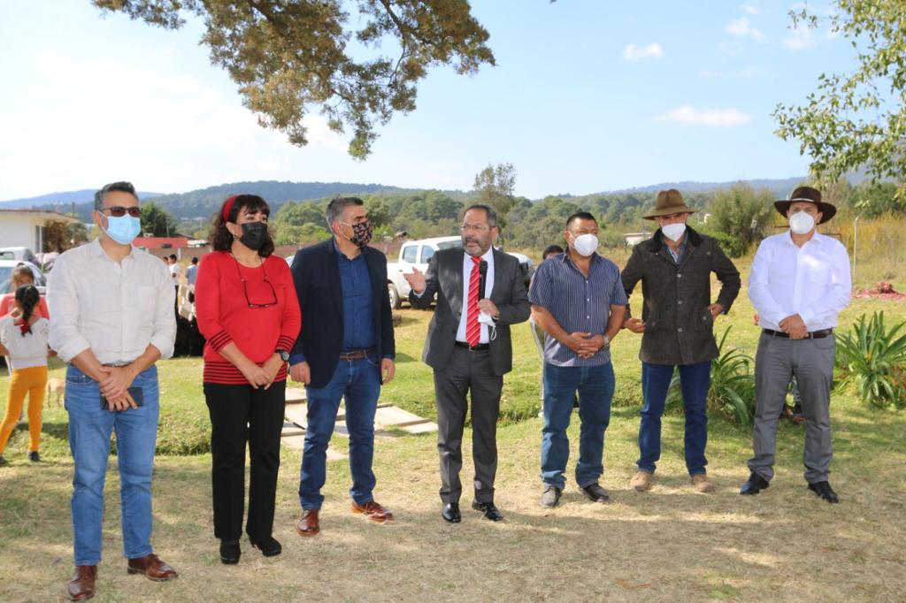 José Luis Téllez visitó las comunidades de Rincón de Rubios y Alta Huerta