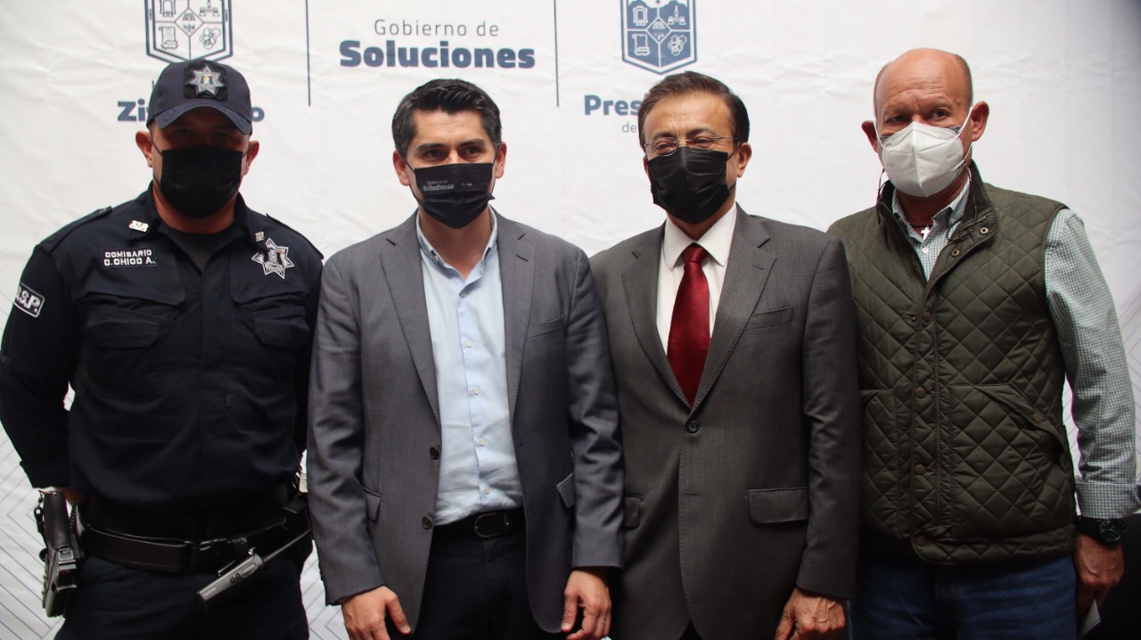 El Licenciado David Sámano fue presentado en rueda de prensa como el Coordinador de Justicia Cívica en nuestro municipio