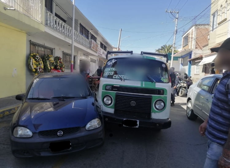 SSPM apoya en percance vehicular