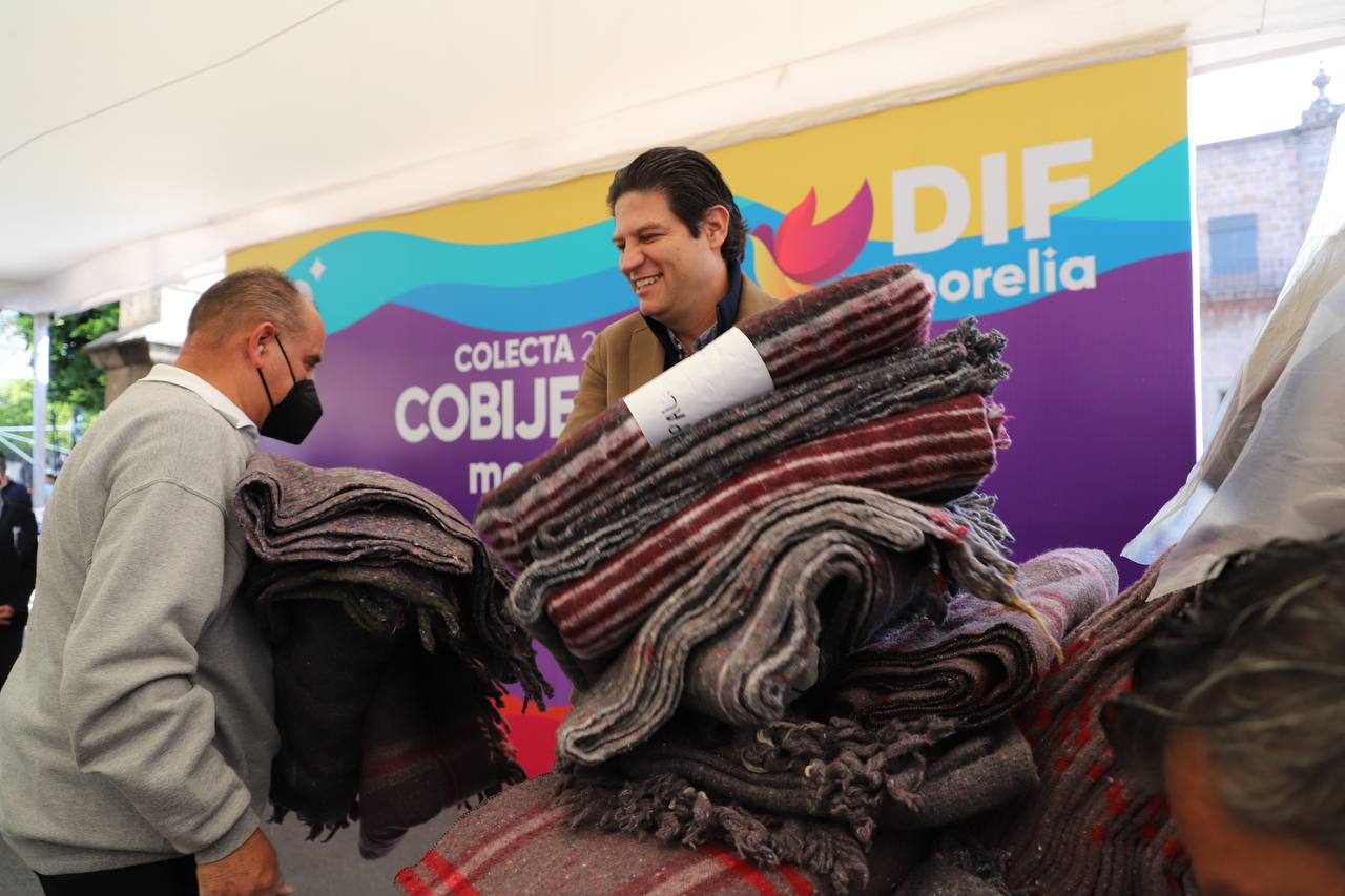 Con meta superada, Colecta 2021 “Cobijemos Morelia” logró más de 9 mil cobijas.