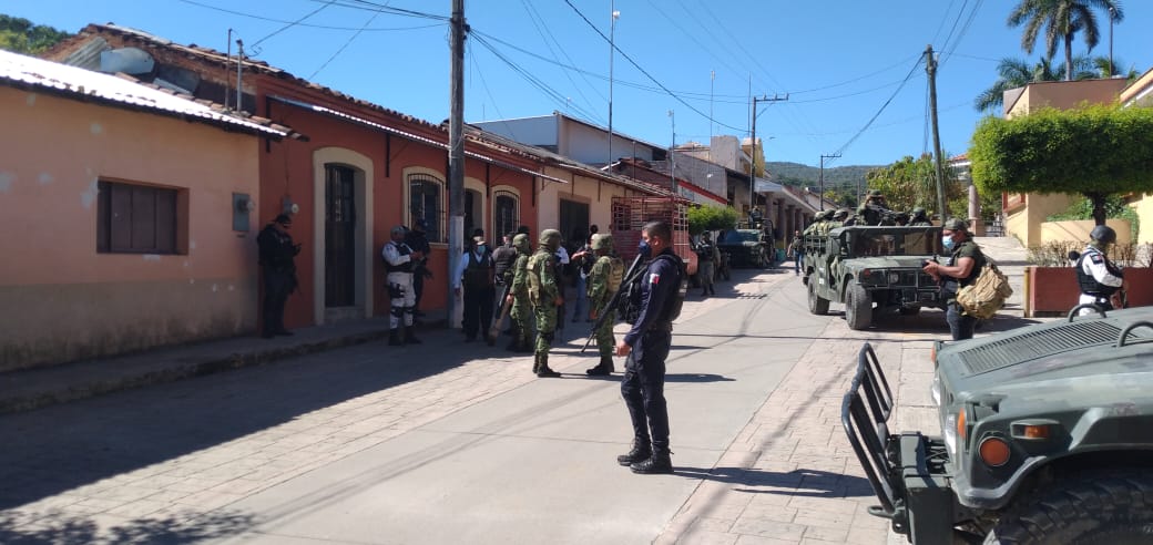 SSP, Ejército, GN y FGE refuerzan seguridad en Villa Victoria.