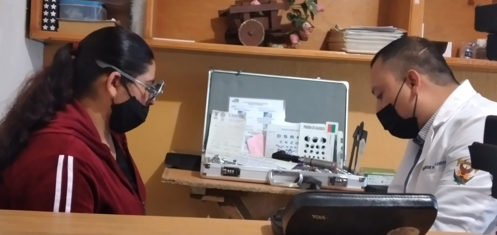 Caritas sigue ofreciendo el servicio de optometría todos los lunes