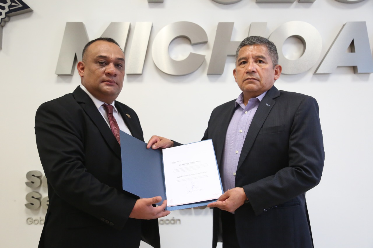 Ortega Silva recibe nombramiento como nuevo subsecretario de Operación Policial de la SSP