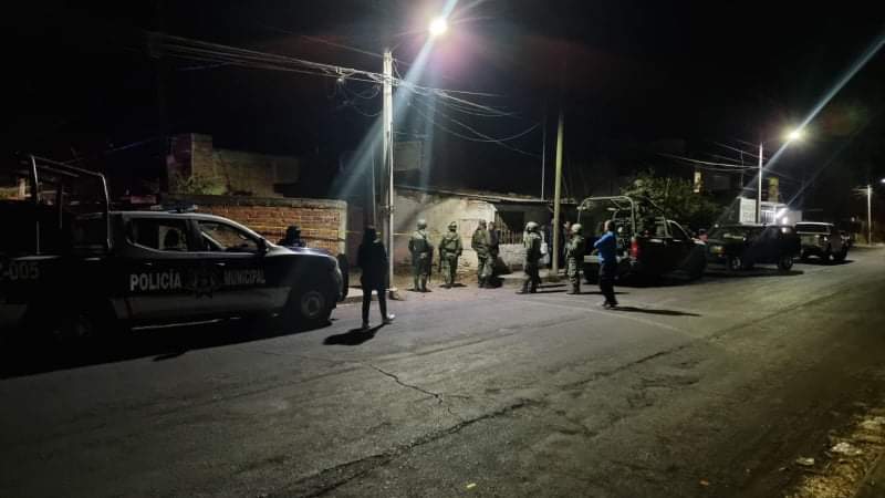 Desconocidos mataron a balazos a un hombre en las calles de la colonia El Potrero