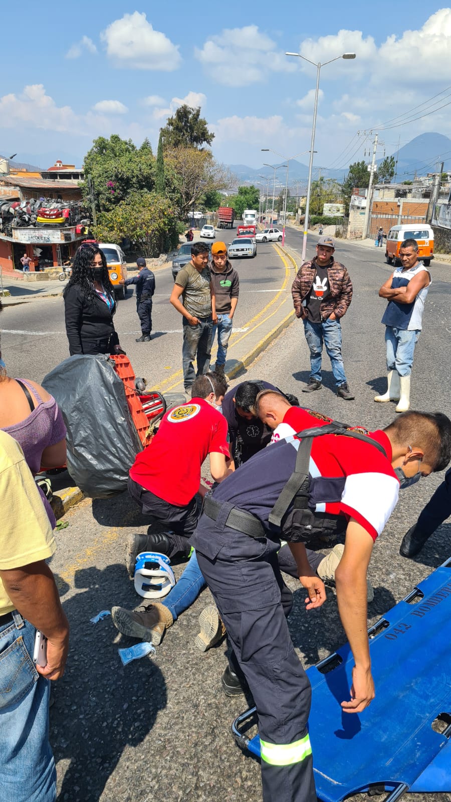 Una persona resultó lesionada después de haber sido atropellada en el Libramiento Francisco J. Mujica