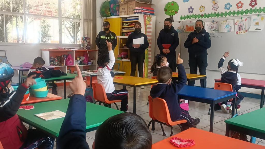 La Campaña Itinerante de Un Día Con Mi Policía en el Municipio de Hidalgo se lleva a cabo en distintas instituciones de nivel preescolar y primarias