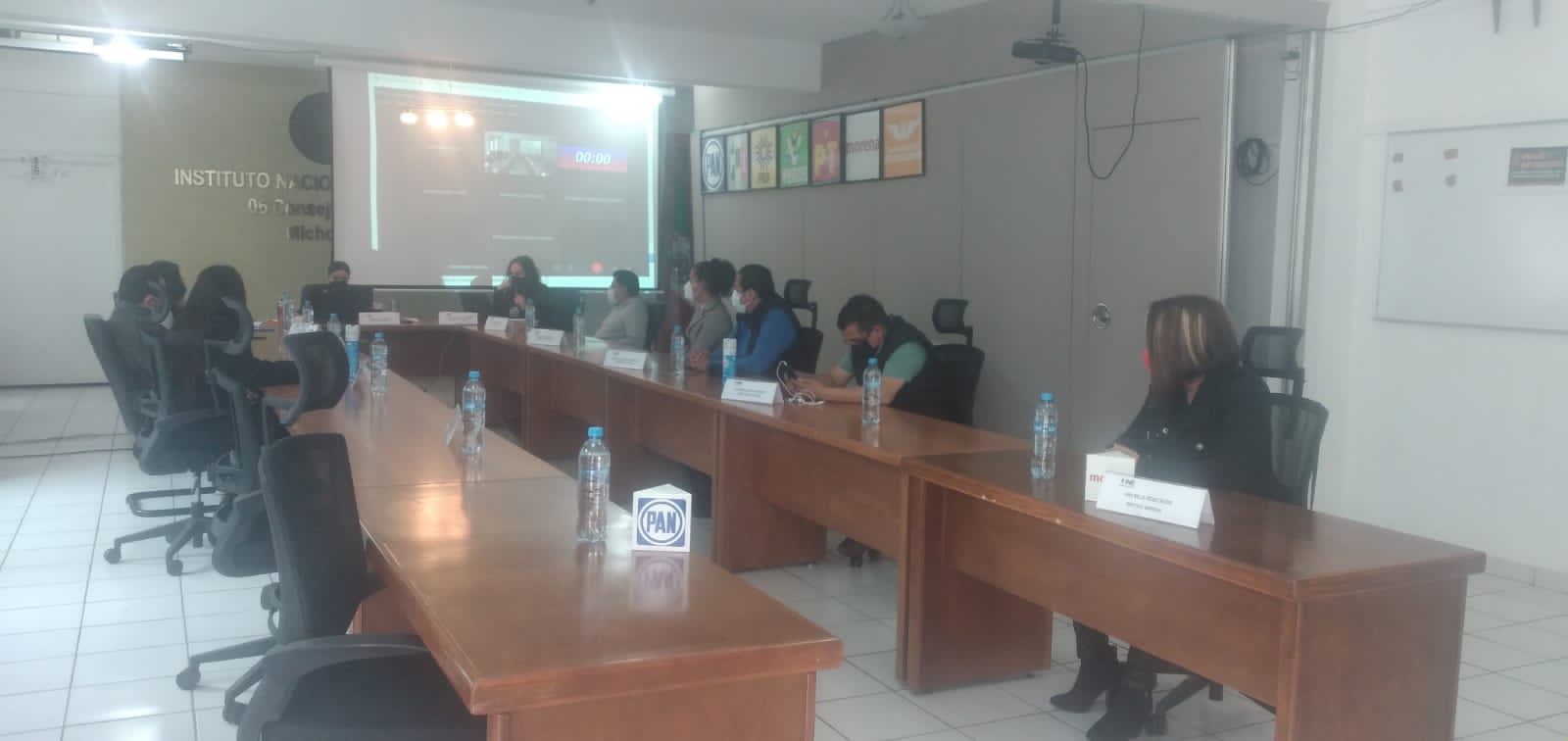 En la 06 Junta Distrital del INE…  Se realizó primera insaculación para el proceso de Revocación de Mandato