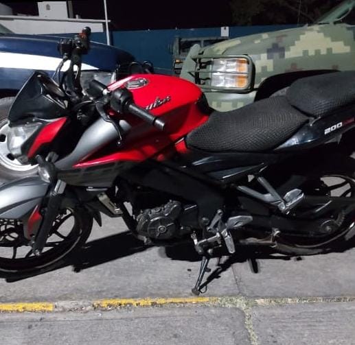 En Jacona, SSP y Sedena asegura a dos en posesión de 30 dosis con metanfetamina