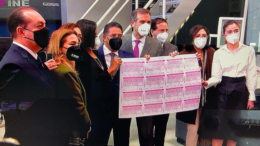 Inicia INE la producción de las papeletaspara la Revocación de Mandato