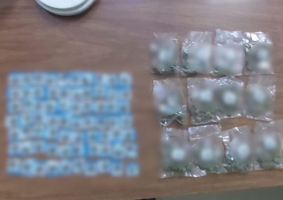 SSP y Sedena detienen a uno en posesión de 82 envoltorios con droga.   