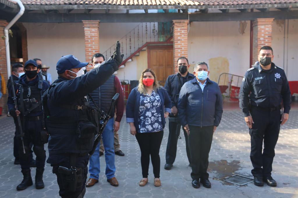 En Contepec, SSP ratifica nuevos director y subdirector de Seguridad Pública.
