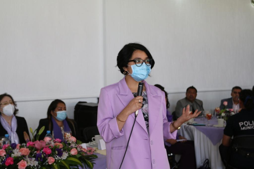 En presencia de mujeres de diferentes sectores de la población se conmemoró el Día Internacional de la Mujer