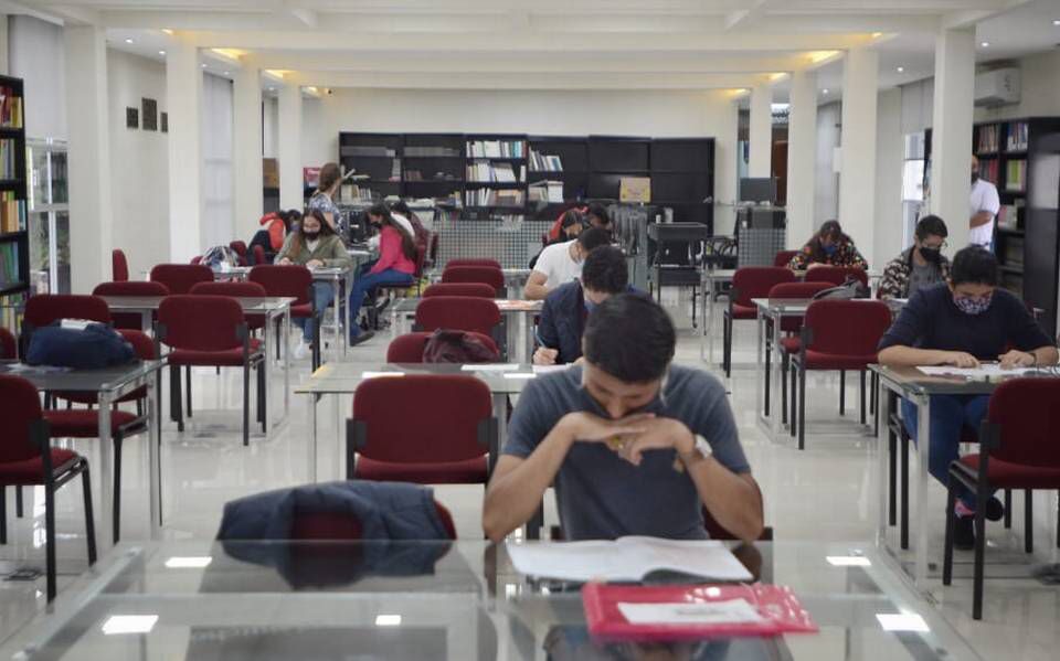 Dentro de la ley, todas las plazas que se otorguen a normalistas: SEE