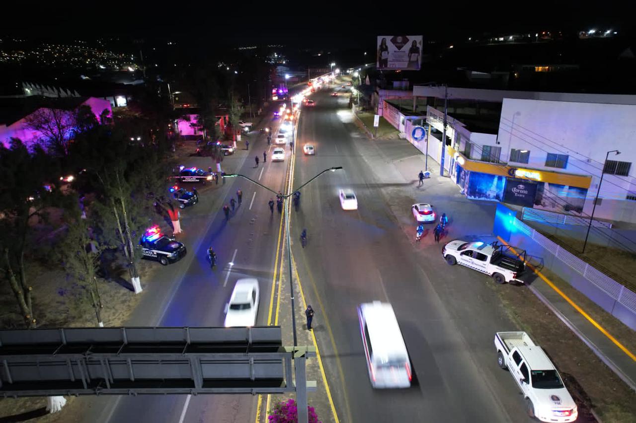 Tras labores preventivas en Morelia, SSP asegura armas de fuego, drogas y vehículos.
