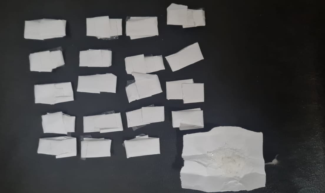 SSP detiene a uno en posesión de 20 envoltorios de droga
