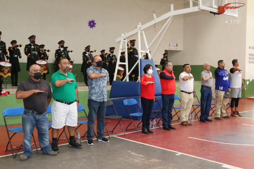 José Luis Téllez y Graciela Guzmán  inauguraron el Tradicional Torneo de Basquetbol de Semana Santa 2022
