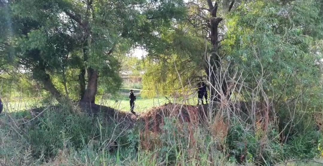 Localizan en las aguas del río Lerma, el cadáver de un hombre en avanzado estado de descomposición y carcomido por la fauna silvestre