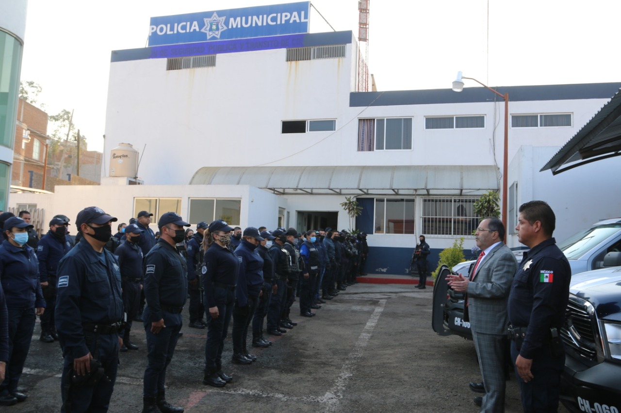 José Luis Téllez se reunió en el Cuartel Morelos, con directivos y personal de la Dirección de Seguridad Pública, Tránsito y Vialidad