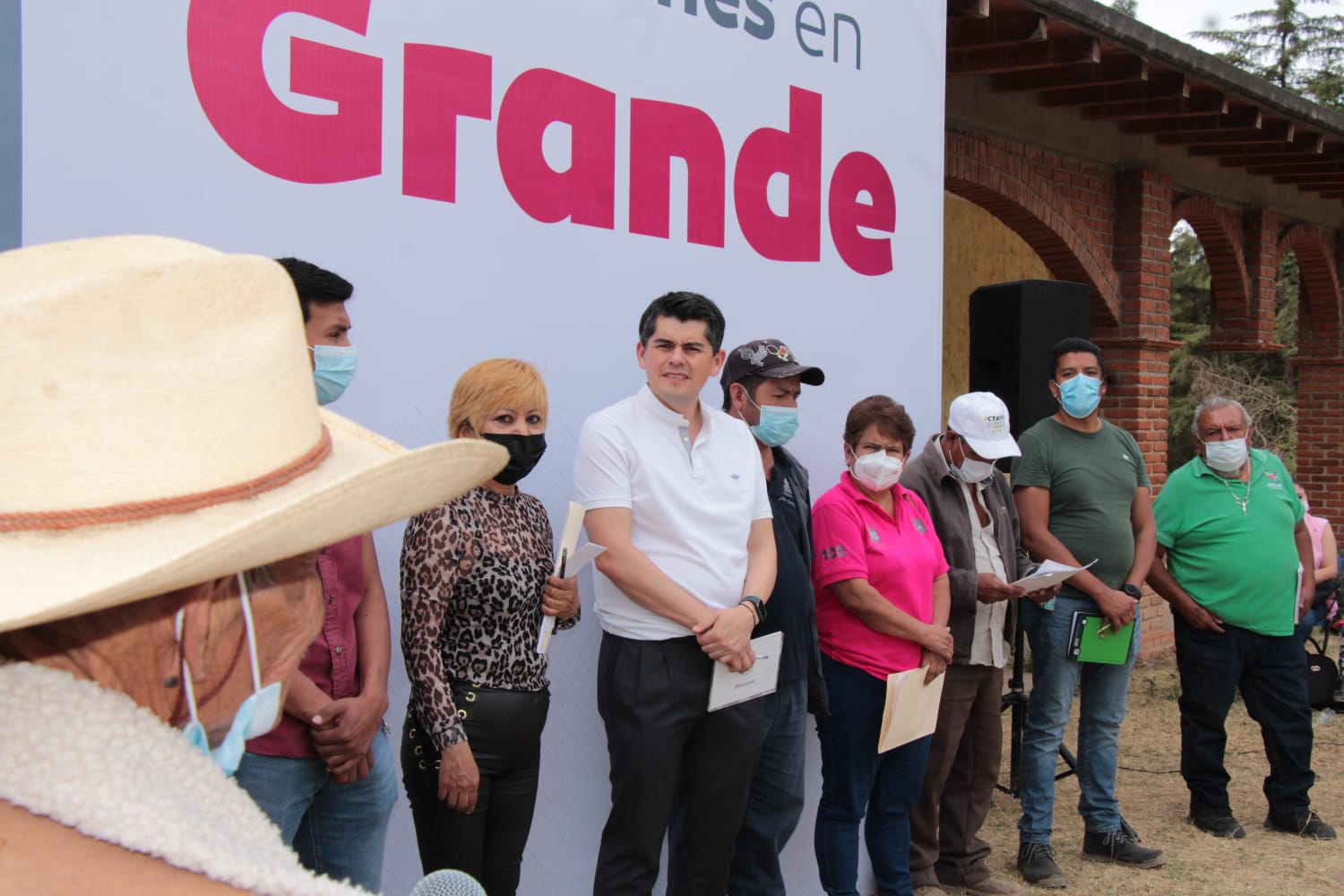 Anuncia Toño Ixtláhuac rehabilitación de clínica y servicios médicos integrales en Toma de Agua