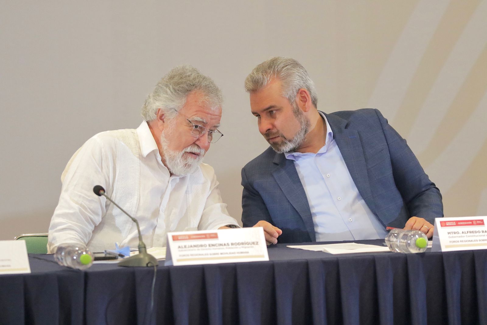 Gobierno de Michoacán trabaja por retorno seguro de desplazados por violencia: Bedolla. 