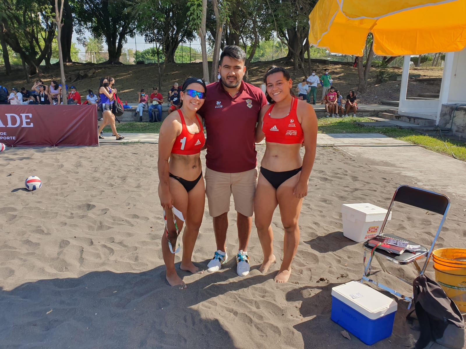 Van cinco duplas michoacanas al voleibol de playa de JN 2022. 