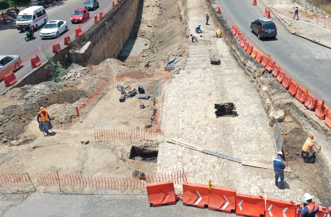 Este miércoles, cierre de carril lateral del Periférico, en distribuidor vial de Salida a Salamanca.