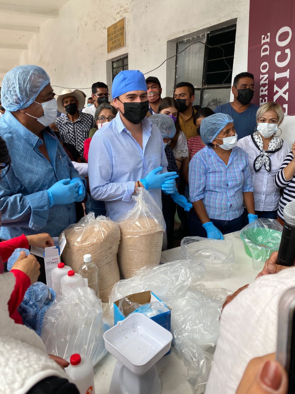 Pone en marca Toño Ixtláhuac primer módulo de cultivo de hongos comestibles