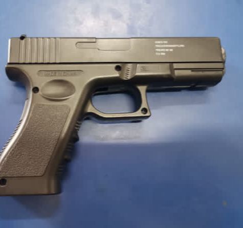 Tras Blindaje Zamora, SSP y Policía Municipal aseguran a tres en posesión de droga y réplica de arma de fuego