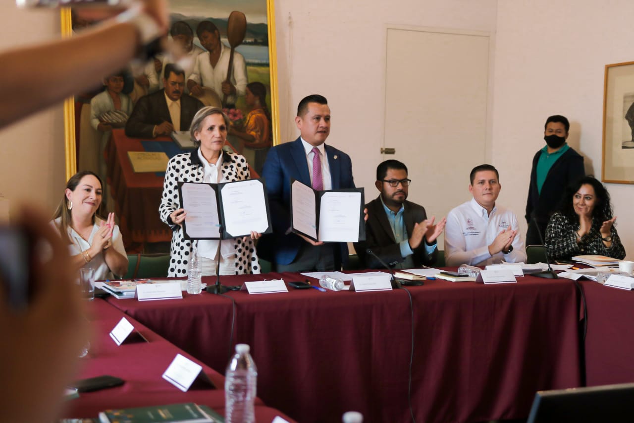 Gobierno de Michoacán instala grupo de trabajo para prevenir embarazos en adolescentes