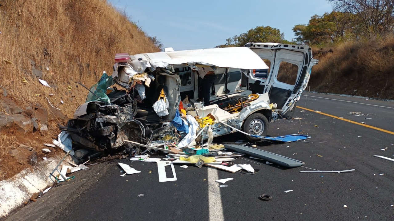 Servicios Aéreos de la SSP traslada de emergencia a paciente tras accidente vial.