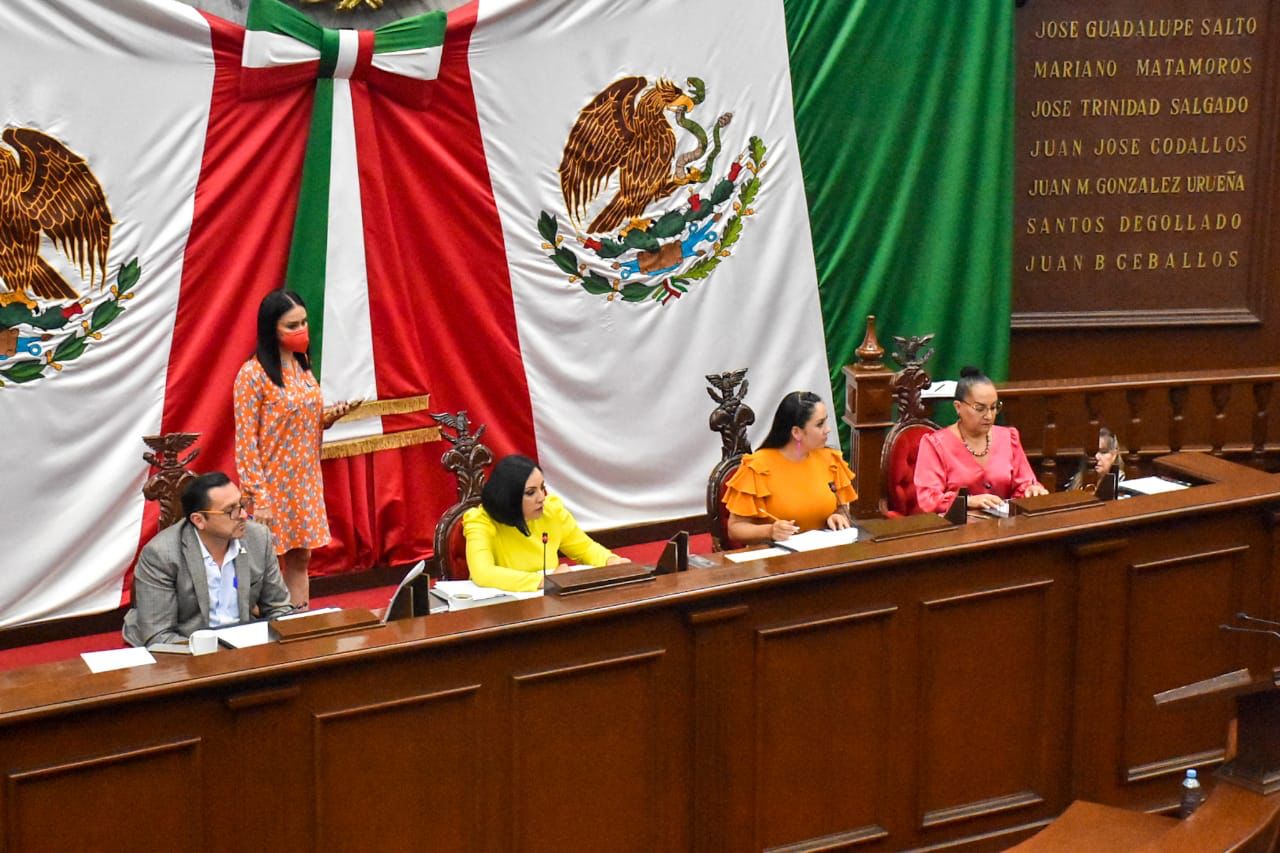 Garantizar servicios de agua potable, drenaje, alcantarillado y saneamiento, el objetivo: Congreso.