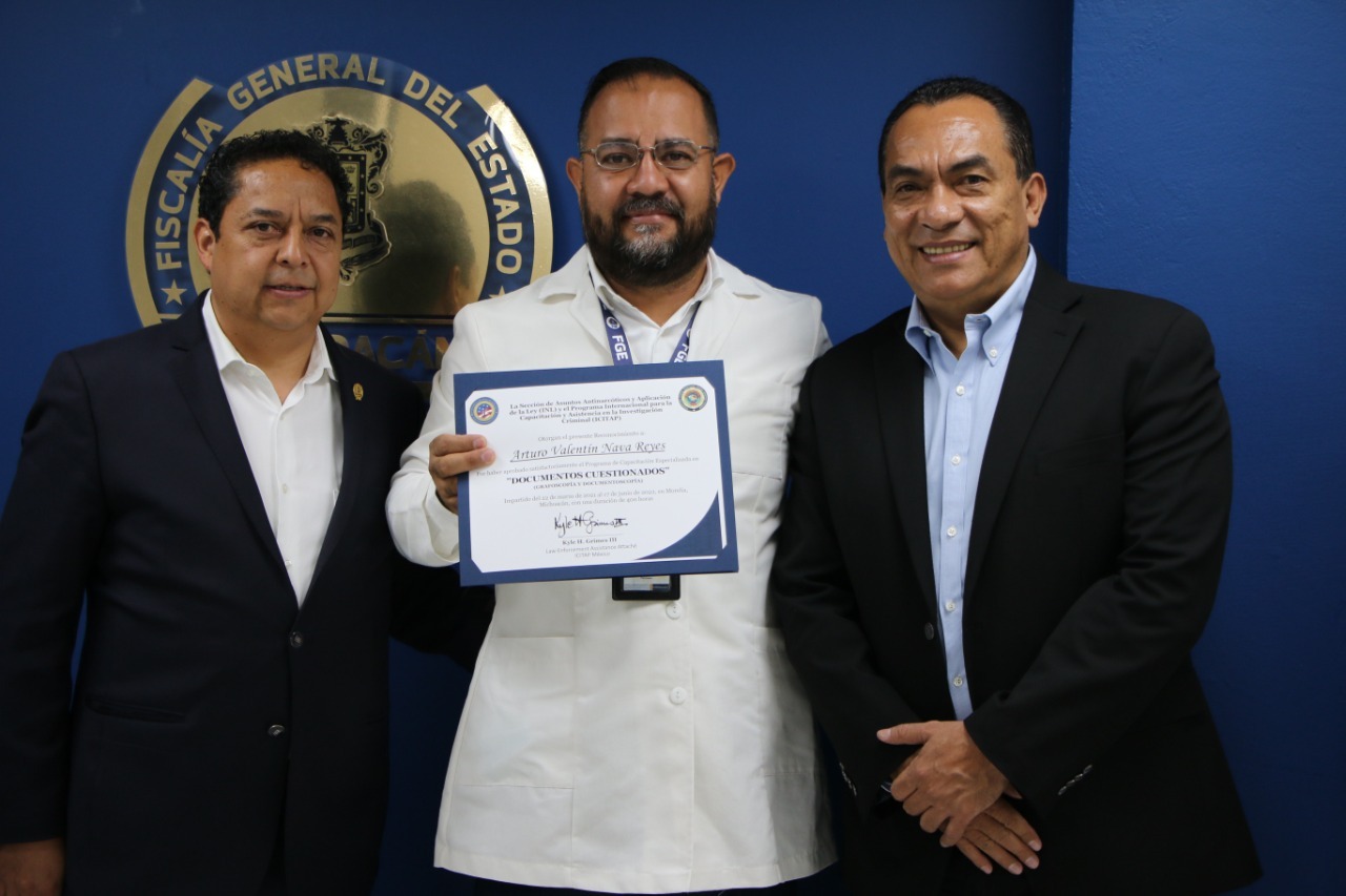 Capacitación y profesionalismo, al servicio de la sociedad: ALS