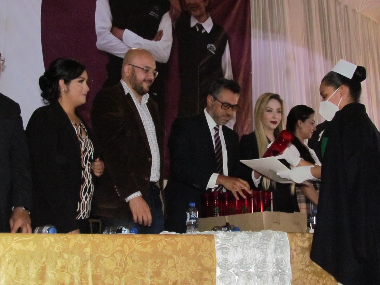 CONALEP entrega a la sociedad nuevos profesionales técnicos en Enfermería, Contabilidad e Informática