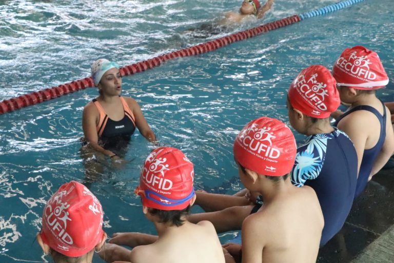 Arrancan con gran éxito los cursos de verano y natación Cecufid 2022