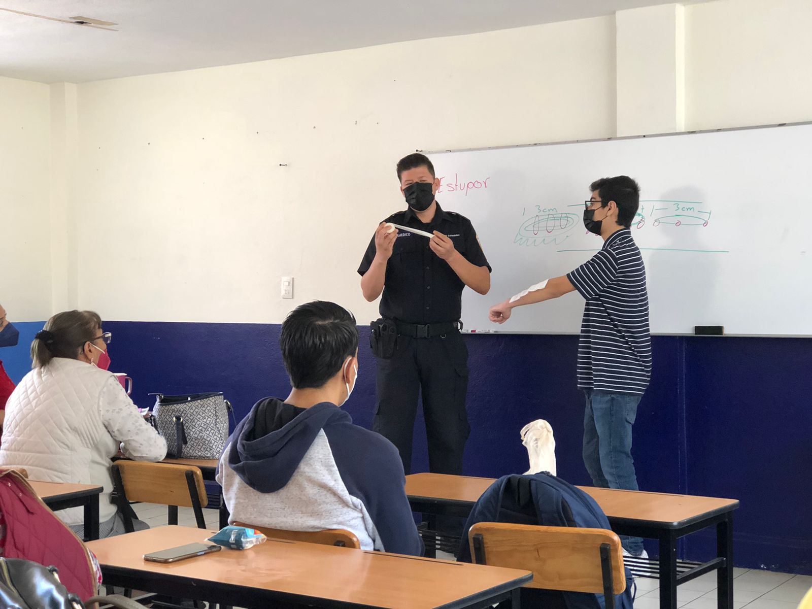 CREHI de Cd. Hidalgo capacitan a personal del INE y a profesores sobre primeros auxilios