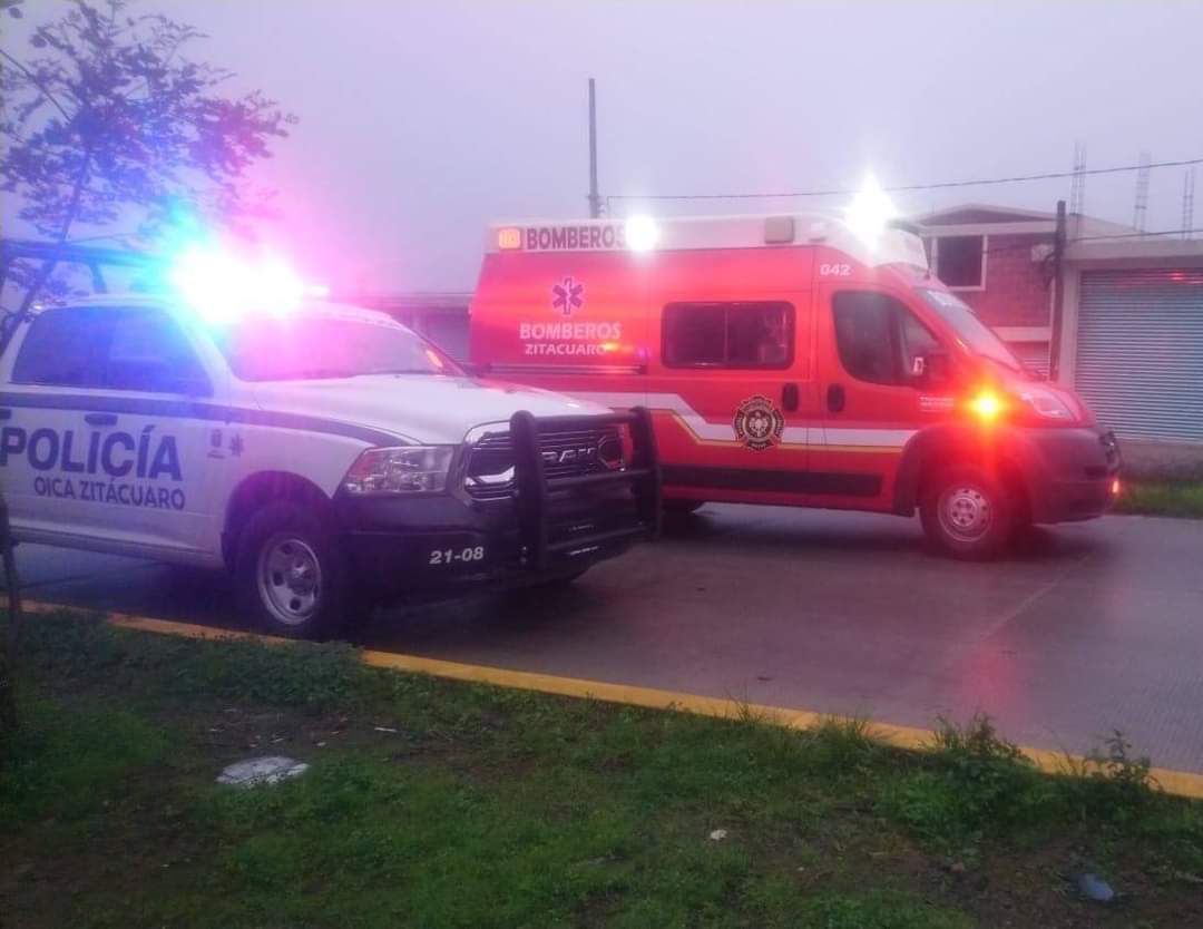 Mujer pierde la vida al ser arrollada por un camión de carga en la carretera Zitácuaro- Toluca. 