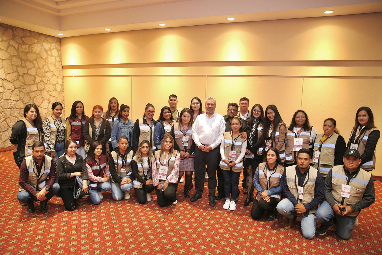 Gobierno de Michoacán y Delegación del Bienestar entregan apoyos del programa “La Escuela es Nuestra”.