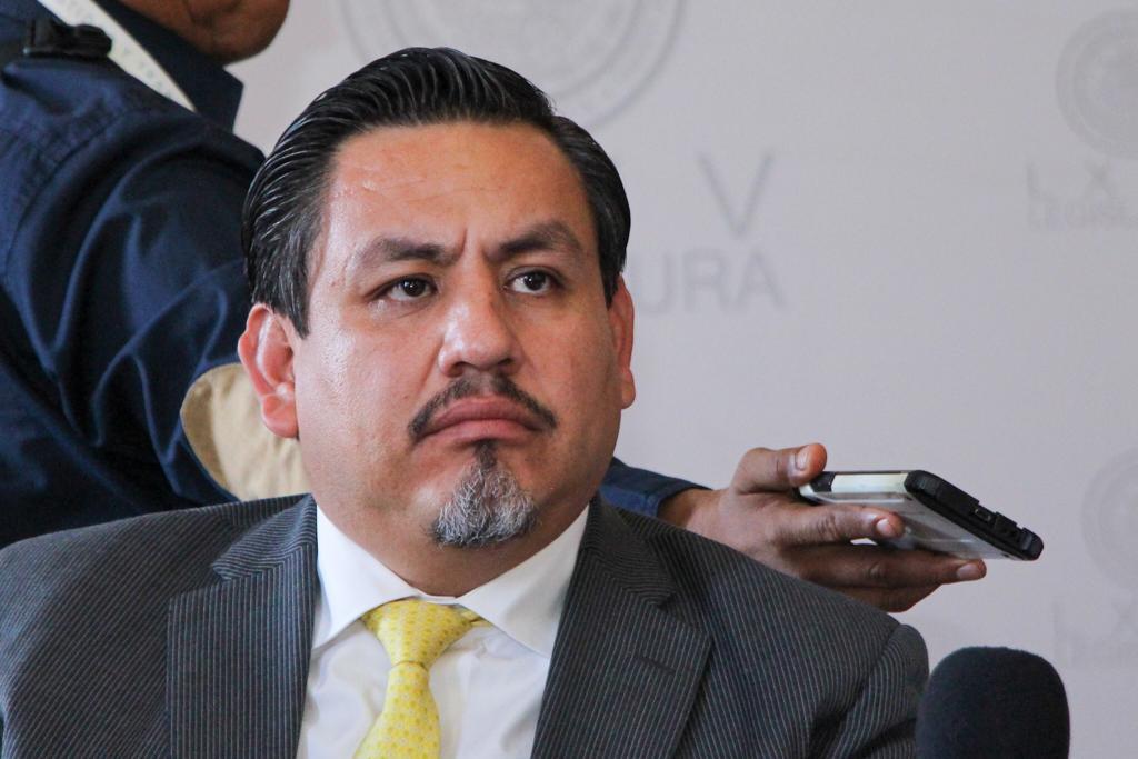 Hoy más que nunca es apremiante la democratización de la economía en México: Víctor Manríquez