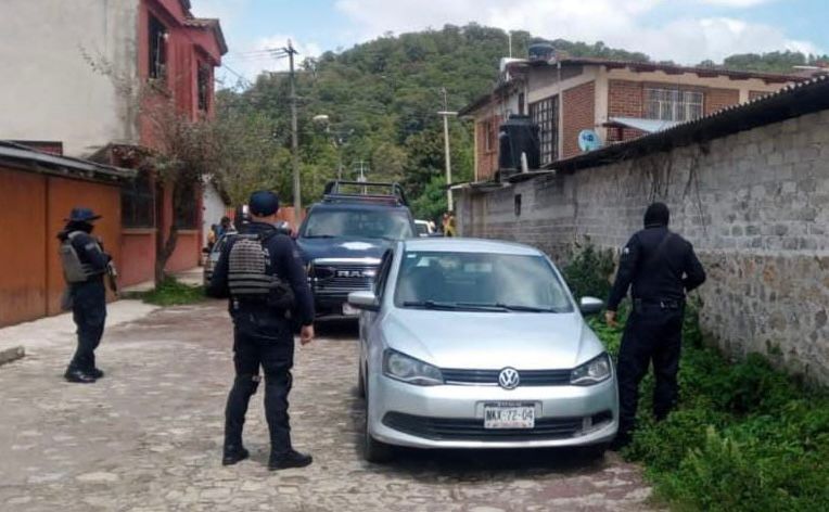 En las últimas 6 horas, Guardia Civil asegura tres vehículos y droga; hay 3 detenidos