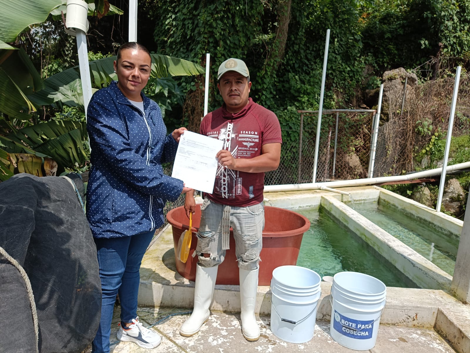 Continúa gobierno de Toño Ixtláhuac con apoyo de trucha arcoíris a productores