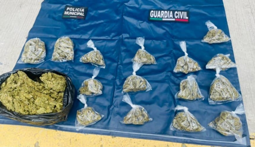 En Blindaje Zamora, SSP y Policía Municipal aseguran a masculino con 16 envoltorios con droga