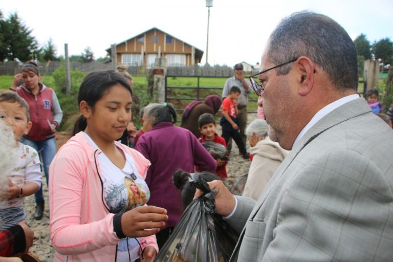 José Luis Téllez entregó despensas en las localidades del municipio dentro del programa de alimentación a familias vulnerables