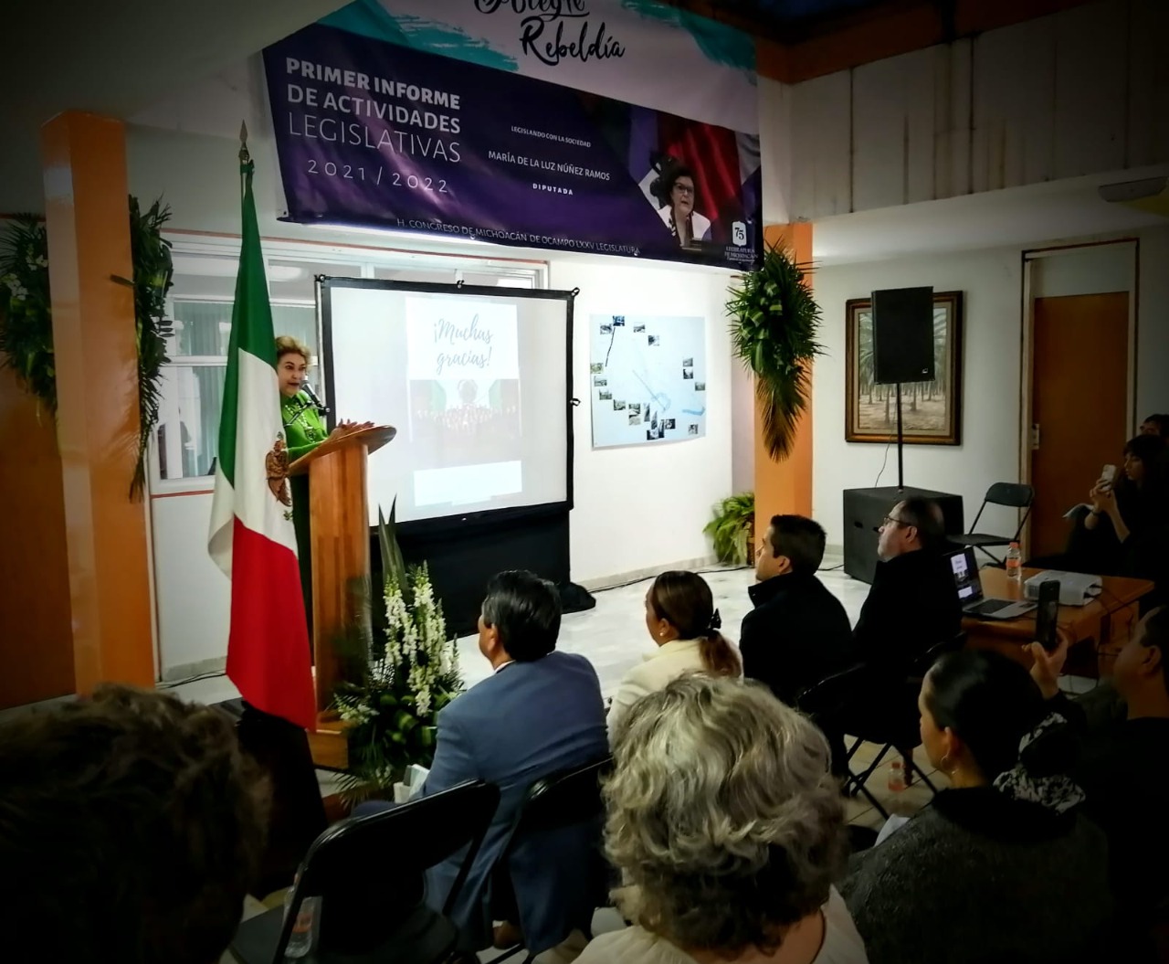 Realiza María de la Luz acto público de rendición de cuentas en Tuxpan