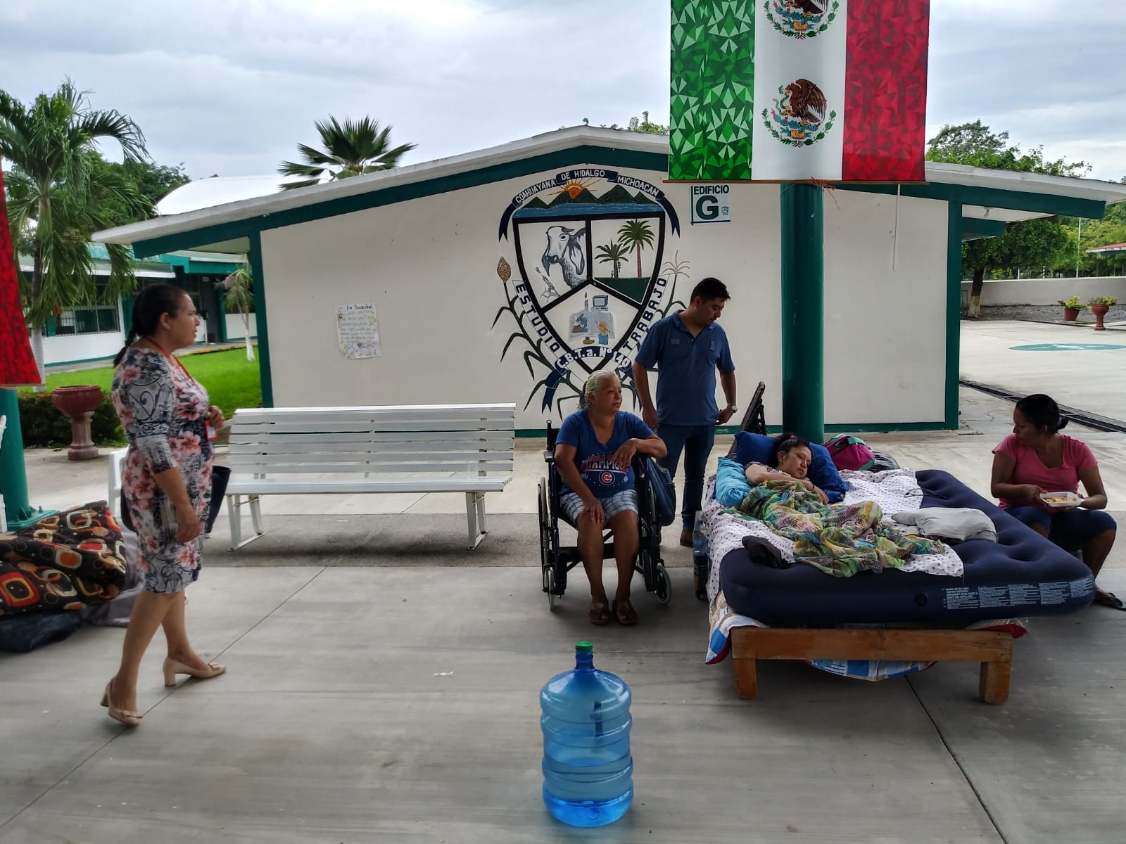 DIF Michoacán y PC estatal apoyan en refugios a damnificados por el sismo