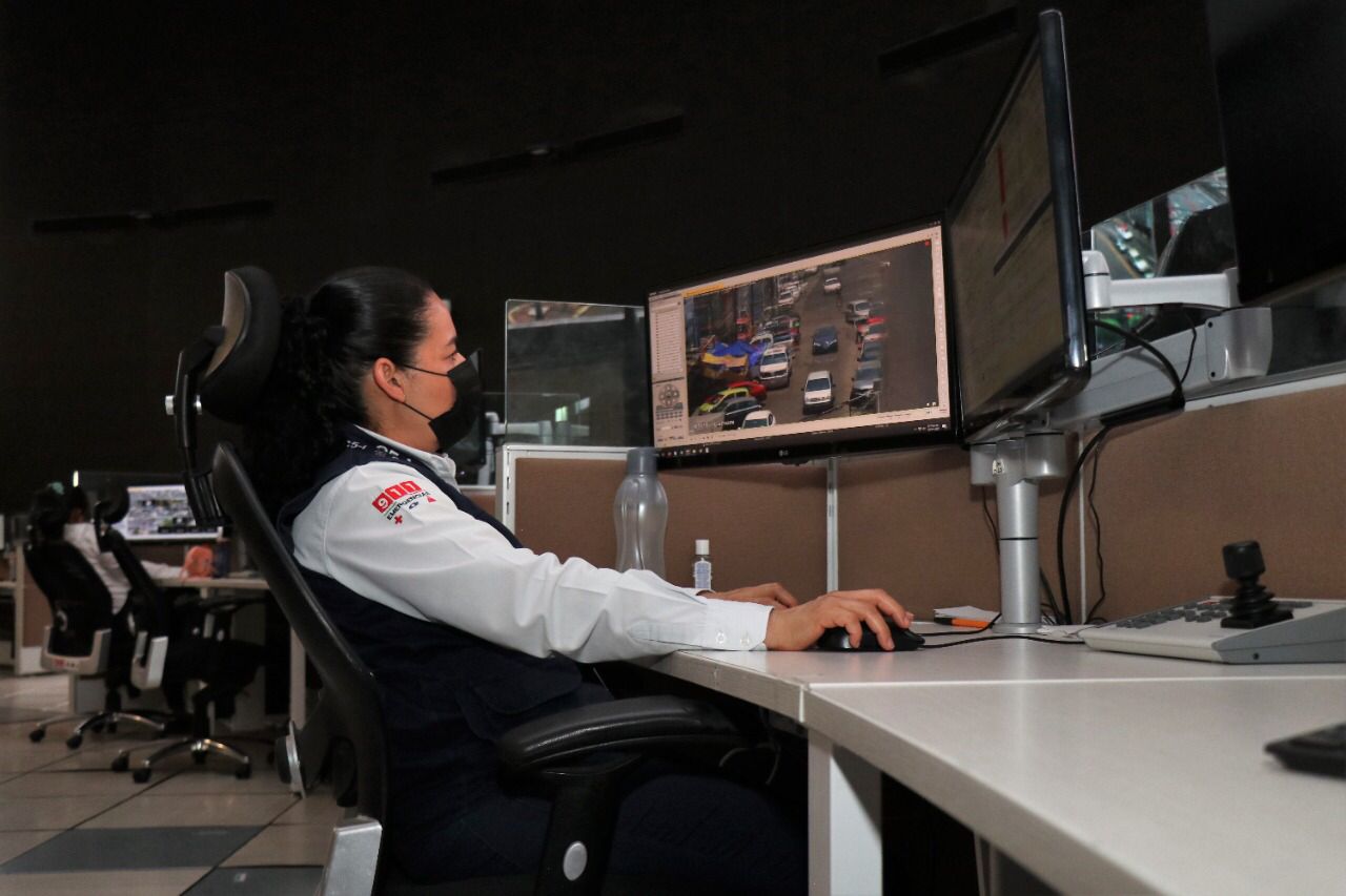 Gracias a monitoreo de C5i, en coordinación con Policía Morelia se asegura vehículo robado; hay un detenido