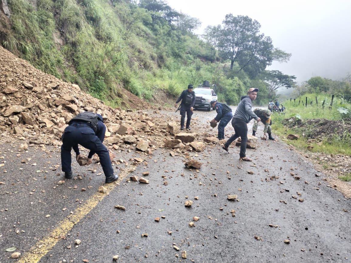 Sin pérdida de vidas humanas, saldo del sismo en Michoacán: gobiernos evaluan daños materiales